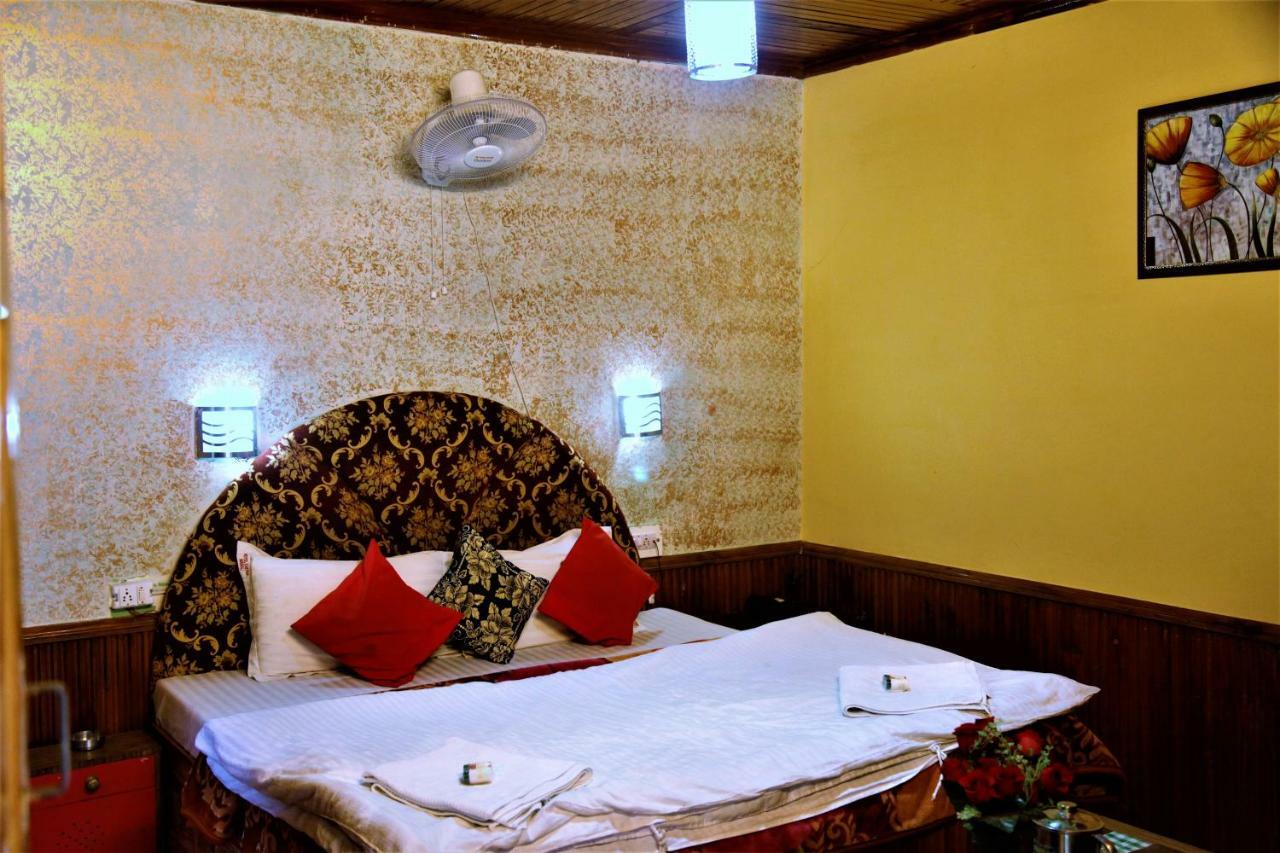 Hotel Chetna Manāli Exterior foto